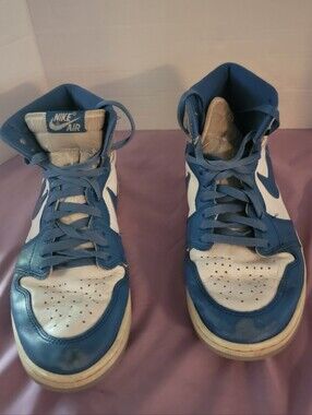 Nike High-Top Sneakers in Blue and White Size 11